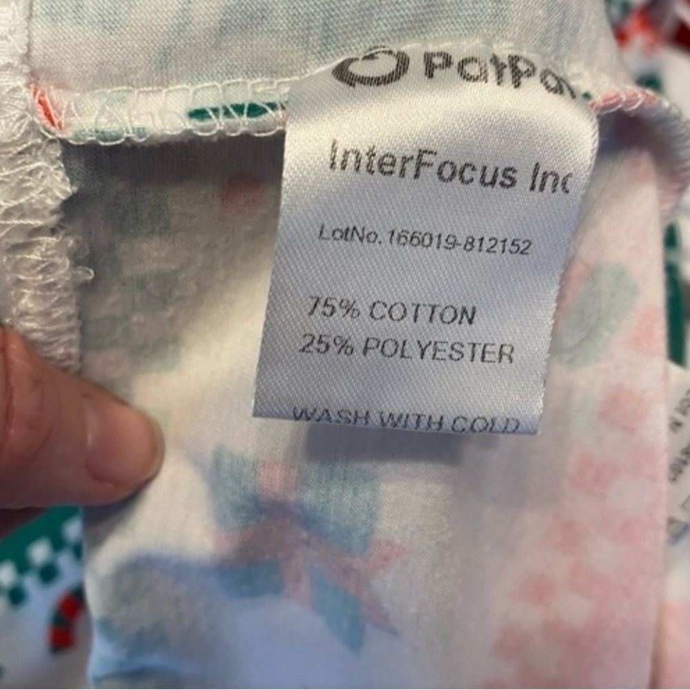 PATPAT 2 piece Christmas Pajamas Size Large EUC - Picture 8 of 8